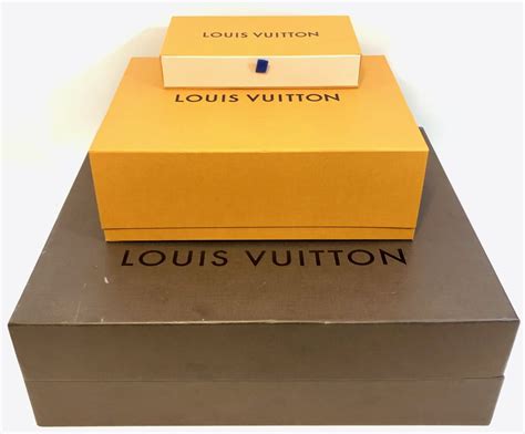 louis vuitton purse with outside pockets|louis vuitton empty boxes.